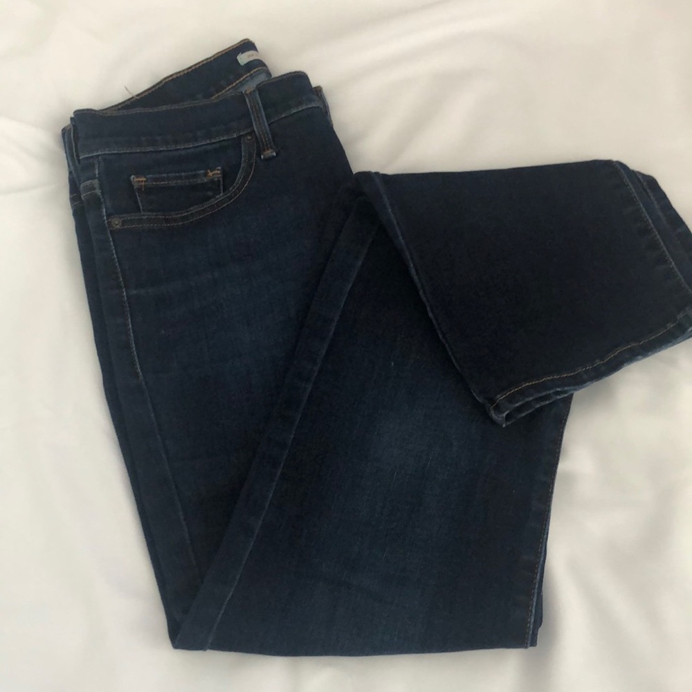 Levi’s 314 Shaping Slimming Straight Leg 28